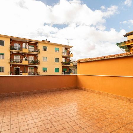 Corso 138 - Sleep & Fly - By Domusextra Bed & Breakfast Napoli Bagian luar foto
