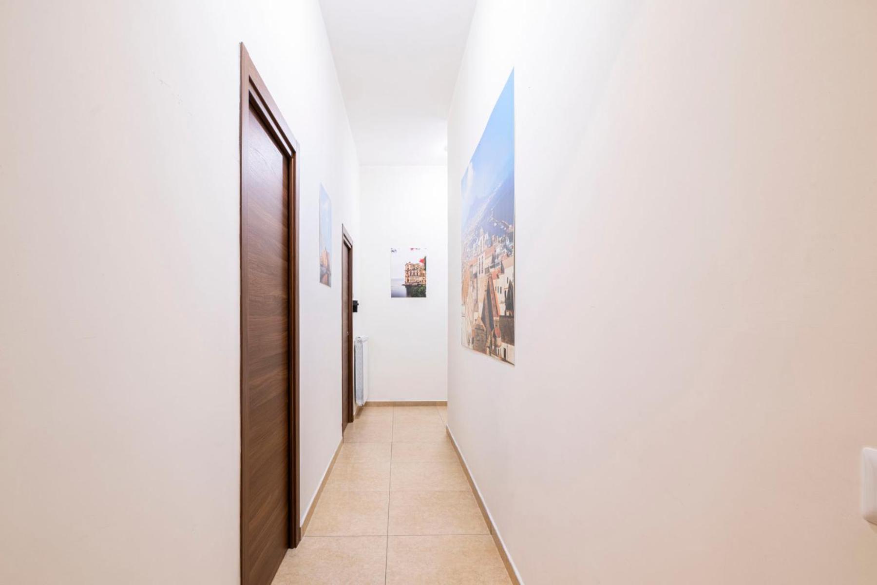 Corso 138 - Sleep & Fly - By Domusextra Bed & Breakfast Napoli Bagian luar foto