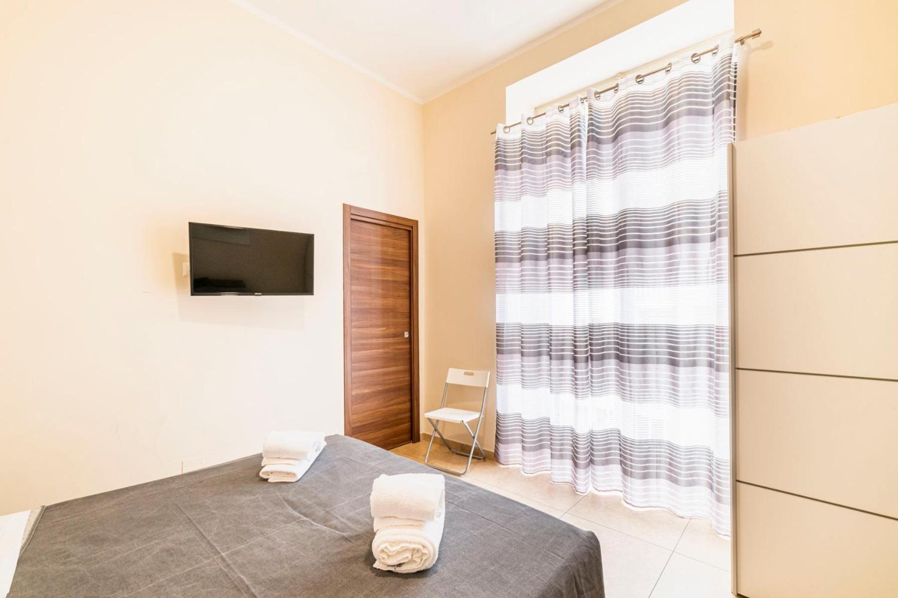 Corso 138 - Sleep & Fly - By Domusextra Bed & Breakfast Napoli Bagian luar foto