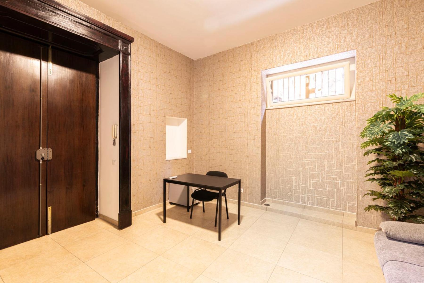 Corso 138 - Sleep & Fly - By Domusextra Bed & Breakfast Napoli Bagian luar foto