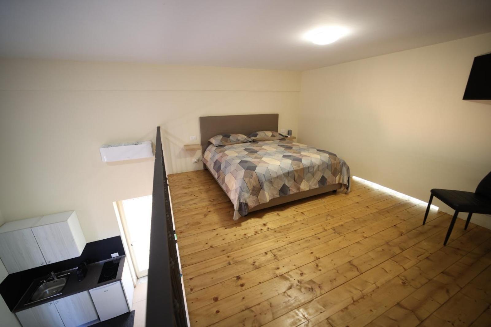 Corso 138 - Sleep & Fly - By Domusextra Bed & Breakfast Napoli Bagian luar foto